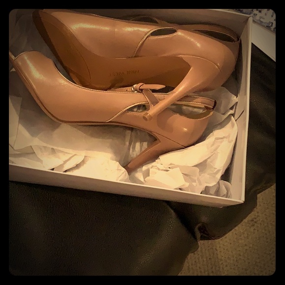 Nine West heels - Picture 1 of 3